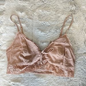 Garage Lacy Top; size small; in blush pink